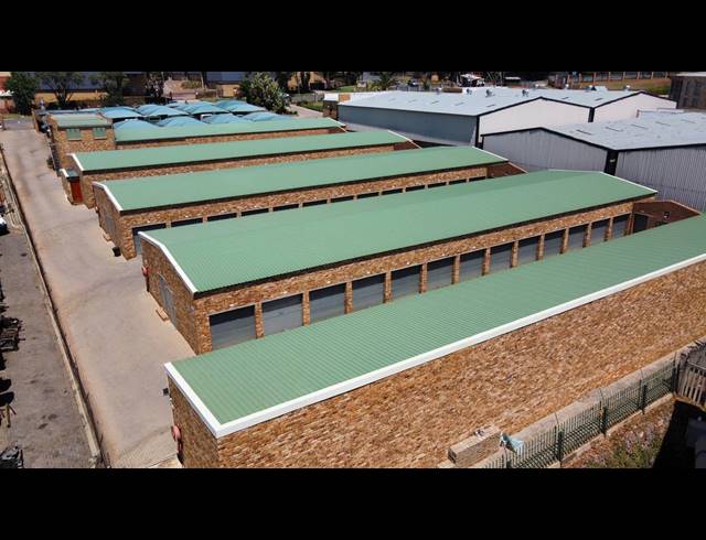 2,143M² STORAGE UNIT FOR SALE IN MEADOWDALE